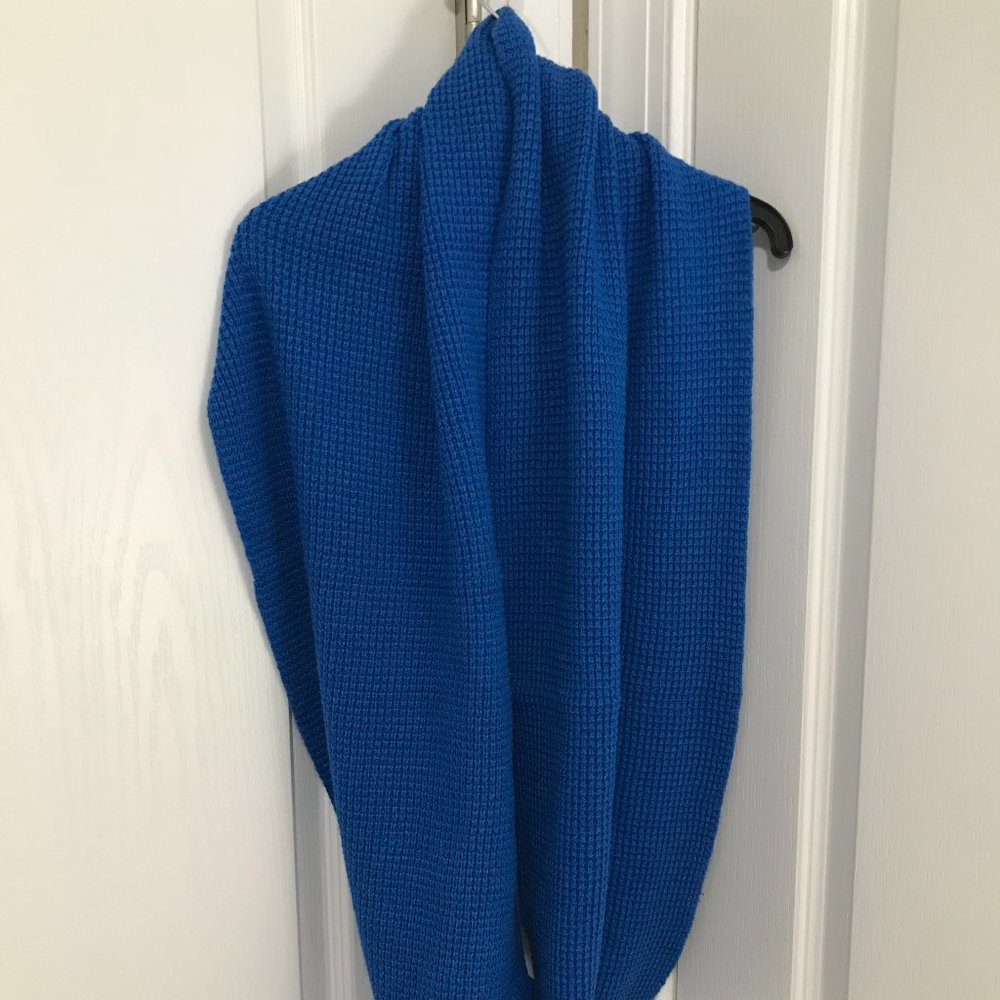 Blue J. Crew Knit Scarf